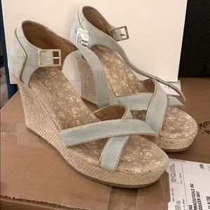 Toms Light Blue Wedges